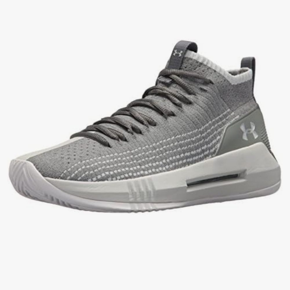 Under Armour Men's Heat Seeker Basketball Shoe Size 17